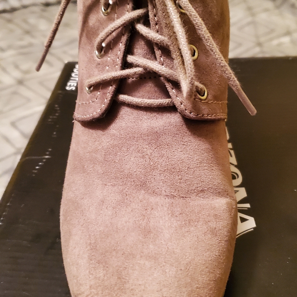 Arizona  suade Booties size 8 1/2